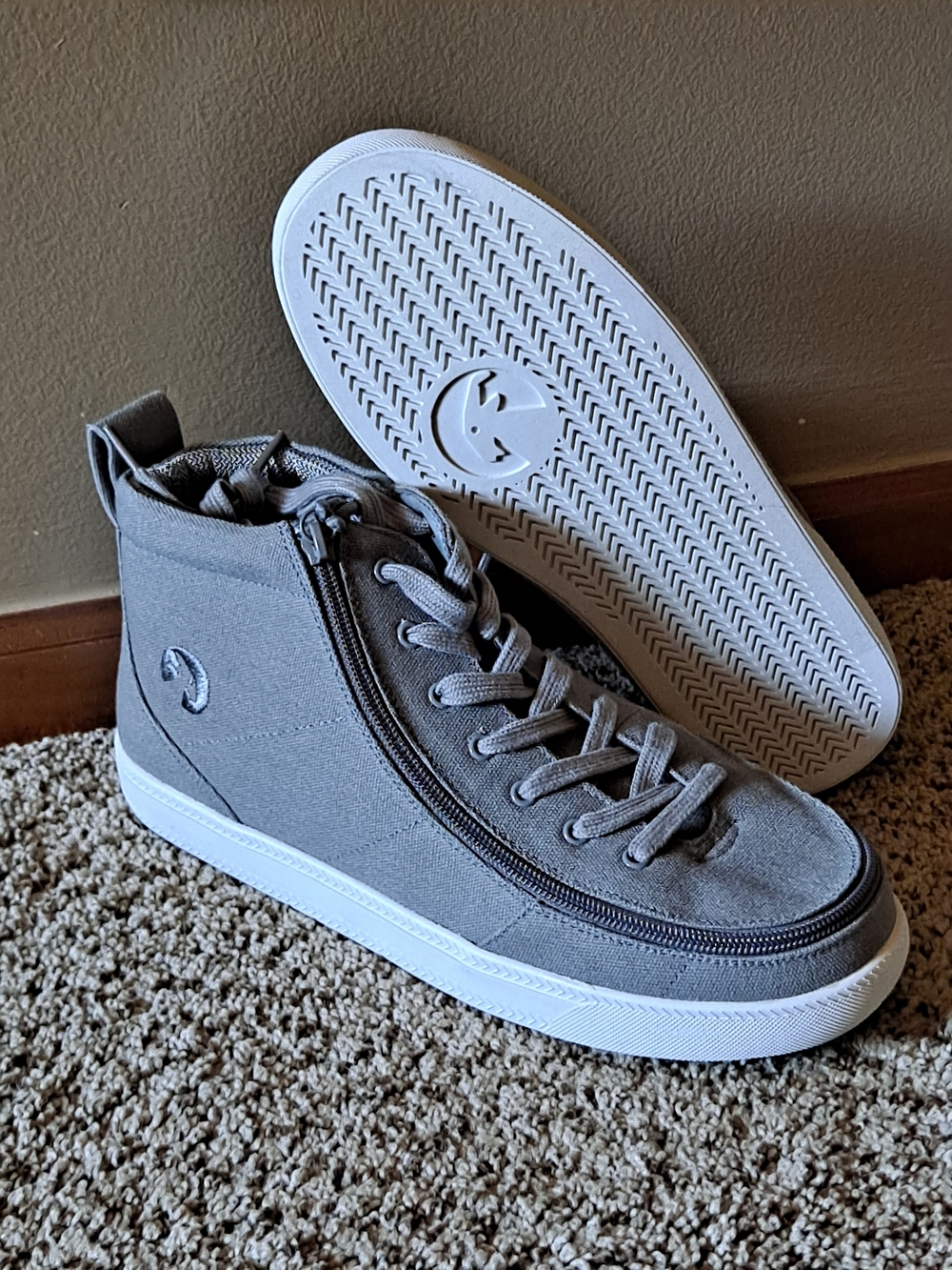 Billy Footwear Classic High-Top Canvas sneakers dark grey Size 9